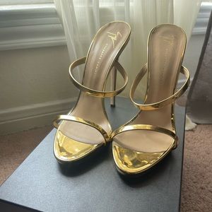 Giuseppe Darsey Heels